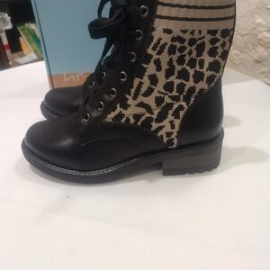 Stylish Black and Cream Women's Boots